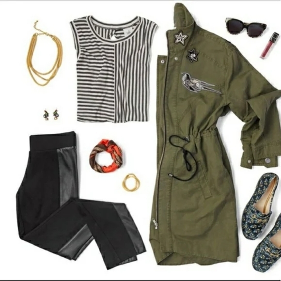 Black Top and Leather Leggings with Red Scarf - Picture 5 of 7